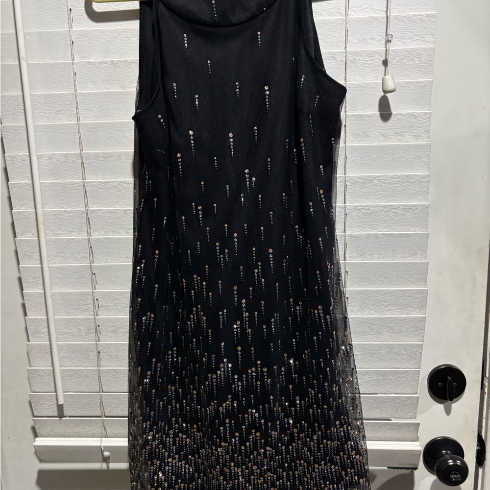S.L. Fashions Dress - Picture 5 of 11